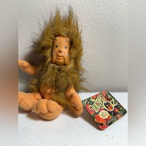 Vintage Trevco 1998 WIZARD OF OZ 8 Inch Plush Toy Cowardly Lion Hard Face